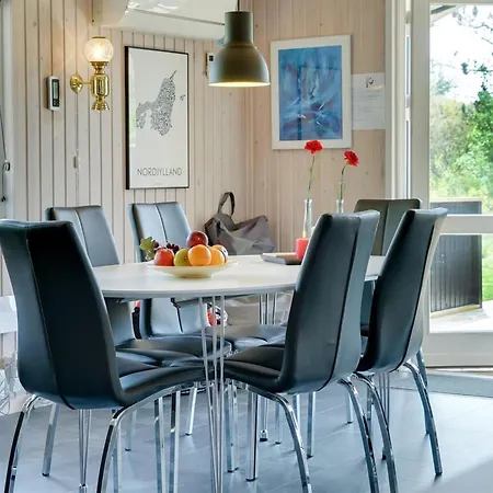 Onni - 2-3km From The Sea By Interhome