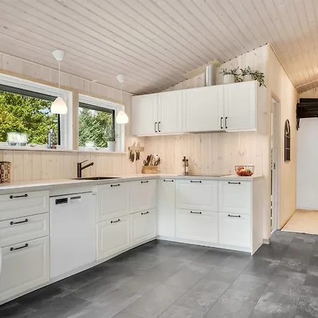 Casa de Férias Onni - 2-3km From The Sea By Interhome