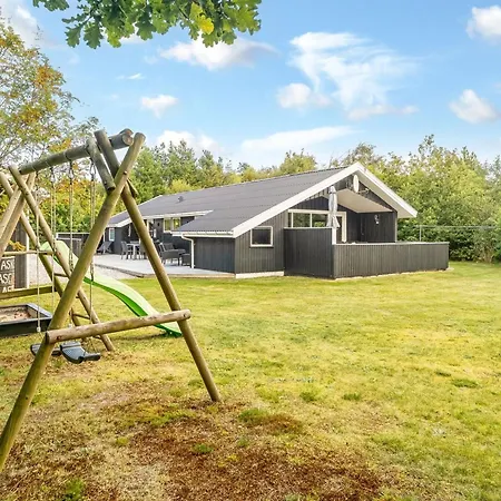Onni - 2-3km From The Sea By Interhome *