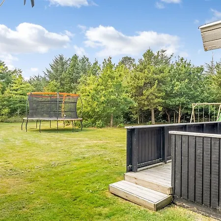 Onni - 2-3km From The Sea By Interhome