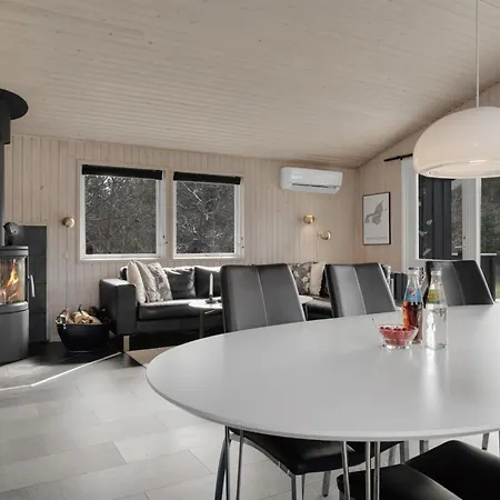 Semesterbostad Onni - 2-3km From The Sea By Interhome