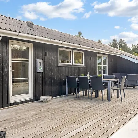 Semesterbostad Onni - 2-3km From The Sea By Interhome